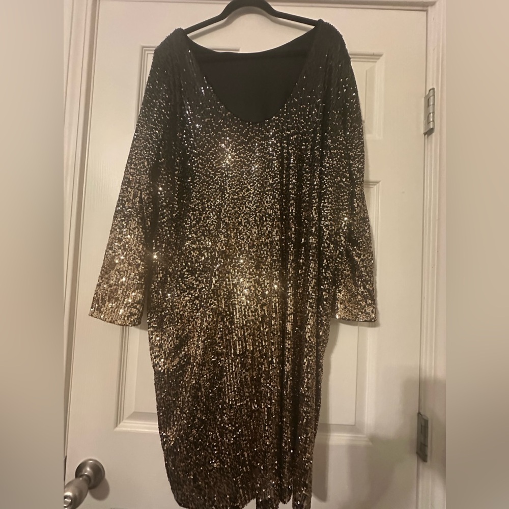 Black/Gold Sequin Cocktail Dress